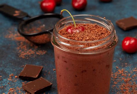 Chocolate Cherry Pie Smoothie Recipe – Food is Medicine - Calgary WOW ...