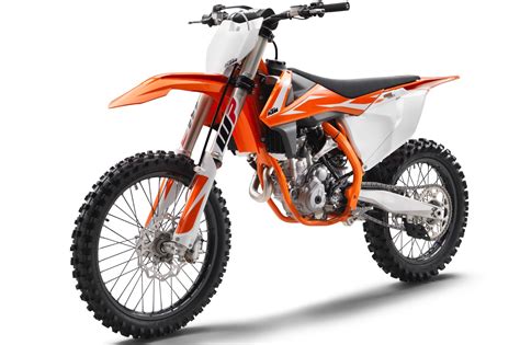 Review of KTM 250 SX 2018: pictures, live photos & description KTM 250 ...