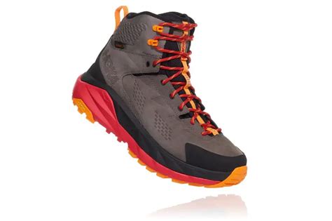 HIKING BOOTS REVIEW | THE ADVENTURE BLOG