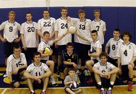 UHS Boys’ volleyball splits pair | The Unionville Times