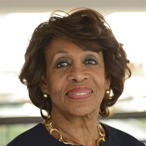 Maxine Waters Bio, Height, Net Worth, Husband, Twitter