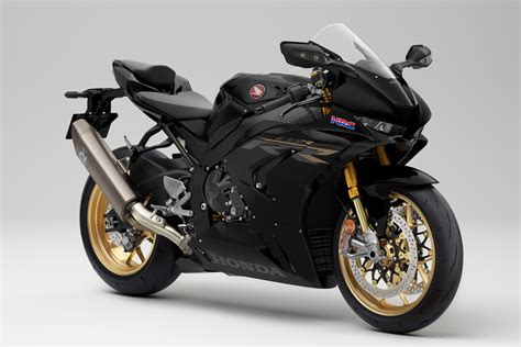 2022 Honda CBR 1000RR-R Fireblade | Complete Specs and Images