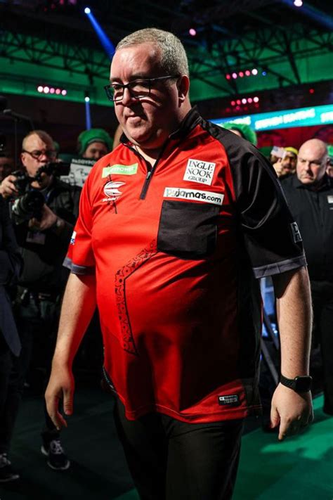 Stephen Bunting Net Worth 2023: How Rich Is The English Dart Player?