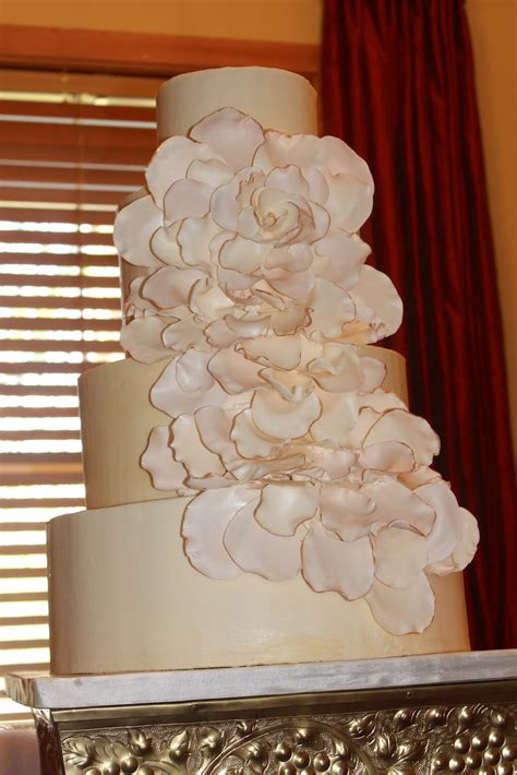 Rose Petal Wedding Cake