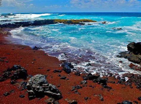 Red Sand Beach on Kaihalulu Bay (3) | Only In Hawaii