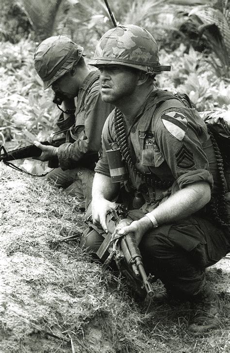 Stunning Courage: A Cavalry Company’s Ferocious Battle to Clear NVA Bunkers