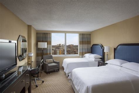 Sheraton LaGuardia East Hotel Flushing, New York, US - Reservations.com