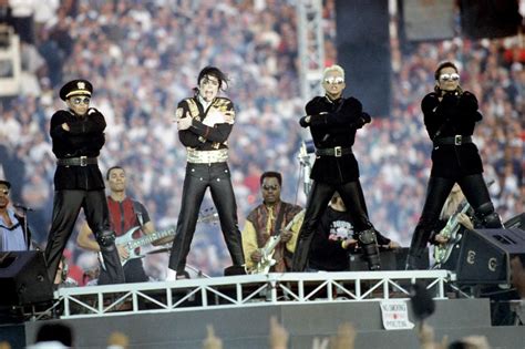 Michael Jackson changed the Super Bowl halftime game in 1993