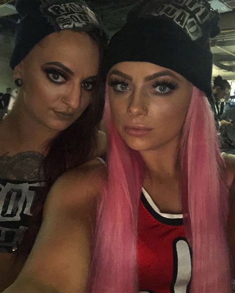 Liv Morgan & Ruby Riott | Wwe female wrestlers, Wwe girls, Female wrestlers