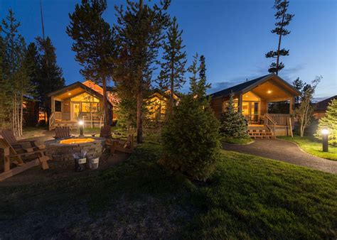 Explorer Cabins at Yellowstone | USA | Audley Travel