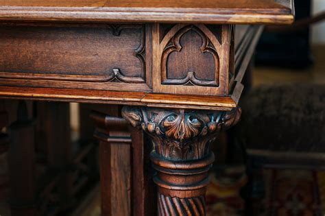 Identifying the Type of Wood in Antique Furniture