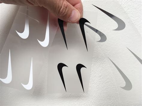 Nike Swoosh Logo Iron-on Sticker (heat transfer) – Customeazy