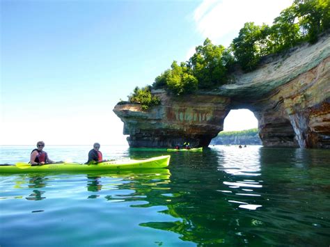 Explore Pictured Rocks National Lakeshore on a Pictured Rocks Kayak ...