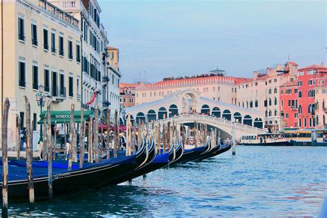 Venice Carnival :: Discover Venice: city center walking tour