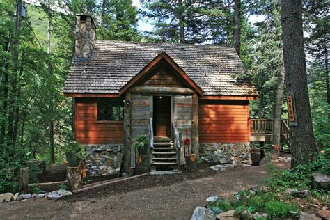 10 Stunning & Secluded Cabin Rentals in Utah