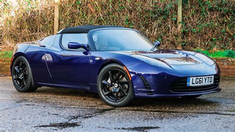 You could buy this rare Tesla Roadster heading to auction - Motoring ...