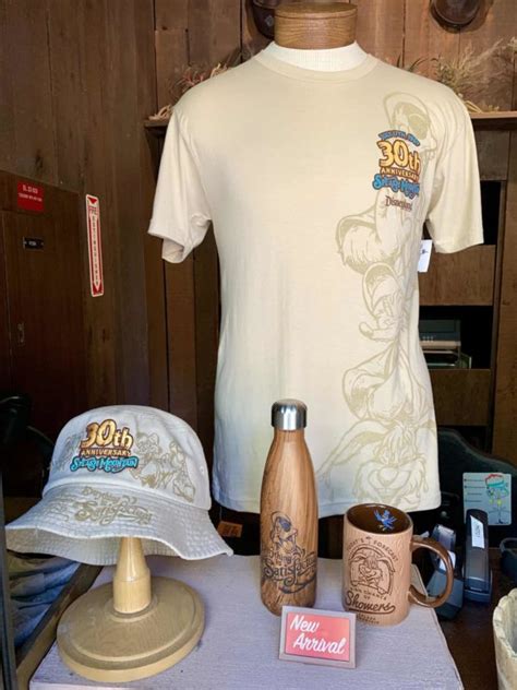 PHOTOS: New 30th Anniversary Splash Mountain Merchandise Arrives at ...