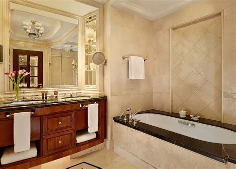 The Ritz-Carlton, Guangzhou Hotel – Guangzhou, China – Club City View ...