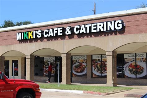 Houston's Best Soul Food: Mikki's Cafe & Catering Opens in Greenspoint ...