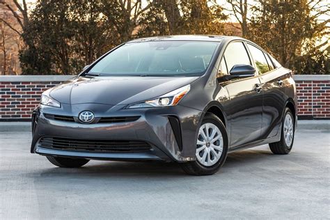 2022 Toyota Prius Prices, Reviews, and Pictures | Edmunds