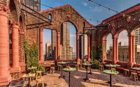 Best Pictures of The Rooftop Lounge at Pod 39 in New York | UrbanDaddy