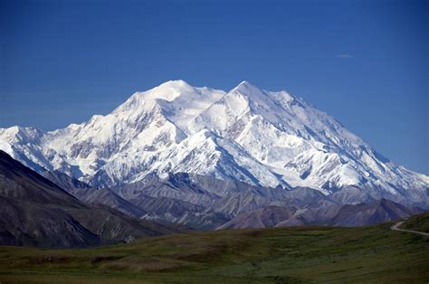 Denali National Park, Alaska, 7 day backcountry skiing trip. 7-day trip ...