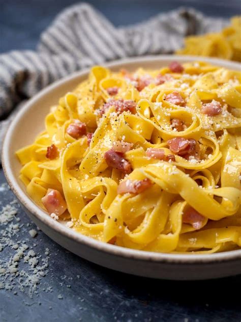 Tagliatelle Carbonara – Skinny Spatula