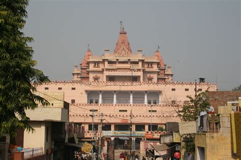 File:Mathura Temple-Mathura-India0002.JPG - Wikipedia