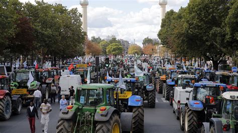 Farmers Stage Massive Tractor Protest In Paris : The Two-Way : NPR