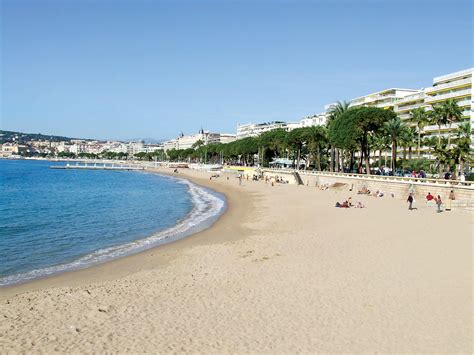 Beach in Cannes, France wallpapers and images - wallpapers, pictures ...