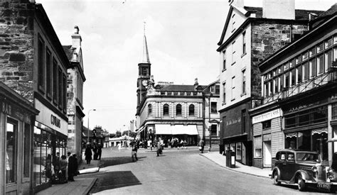 Photographs and map of Airdrie: Clock Tower, Town Centre, Savings Bank ...