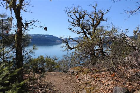 Richard Hikes: Lost Creek Lake 3/2019