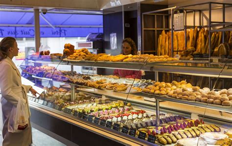 How to Order at a French Bakery: A Guide to Paris Pastries and Bread ...