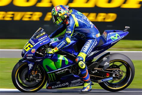 2017-MotoGP-Valentino-Rossi-Movistar-Yamaha-M1-R1M-Aragon_2 ...