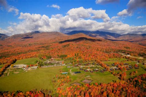 Aerial View Of Fall Foliage In Stowe Vermont Stock Photo - Download ...