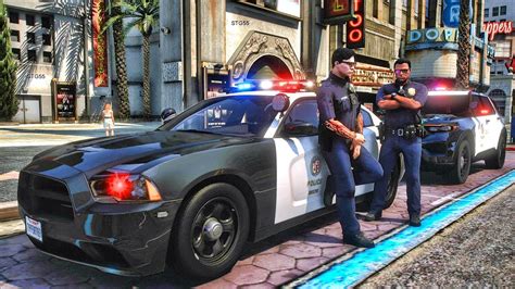 Playing GTA 5 As A POLICE OFFICER City Patrol|| GTA 5 Lspdfr Mod| 4K ...