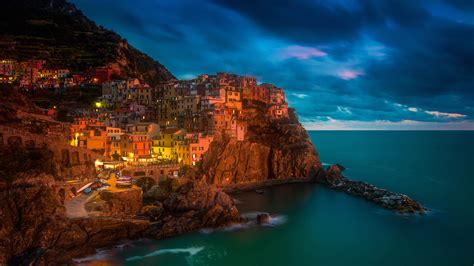 Manarola Night Italy Wallpapers - Wallpaper Cave