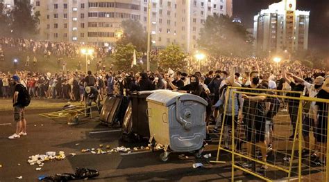 Protester dies in clashes after disputed Belarus vote | World News ...