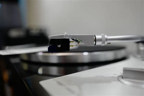 A BEGINNER'S GUIDE TO TURNTABLE SETUP | Absolute Sound