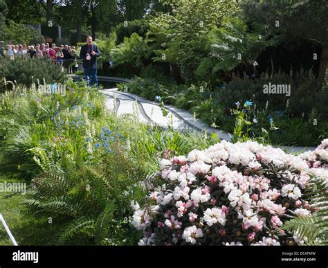 Royal Horticultural Society annual show at Chelsea, London England ...