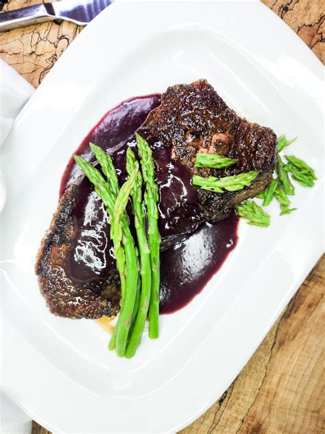 Steak with Port Wine Sauce - OUT WEST: Food & Lifestyle