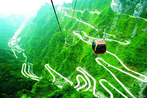 Tianmen Mountain Cable Car, Tianmen Mountain Photos, Zhangjiajie ...