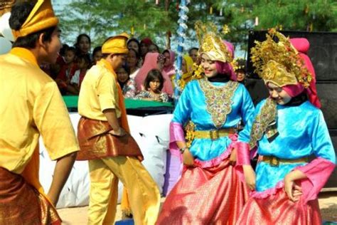 Tari Tradisional di Indonesia Beserta Gambarnya (34 Provinsi Lengkap ...