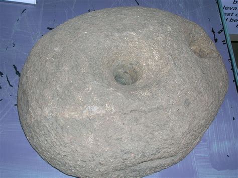 Quern-stone - Wikipedia | Stone, Mortar and pestle, Indian artifacts