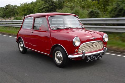 Classic Morris Mini-Minor (1959) with Innovative Front-Wheel Drive