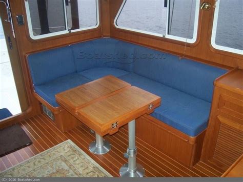 Helmsman Trawlers - 38 Pilothouse | Boat interior, Pilothouse boat ...