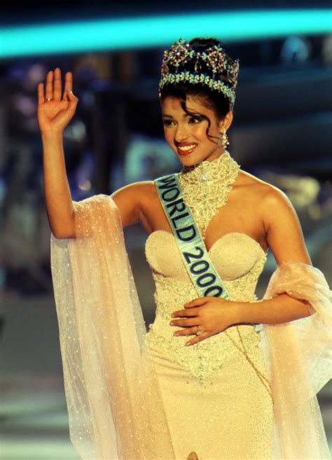 Priyanka Chopra Says Nick Jonas Watched Her Win Miss World in 2000