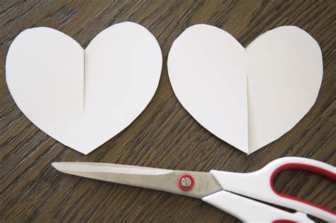 Nora's Nest: DIY: Hearts and Crafts