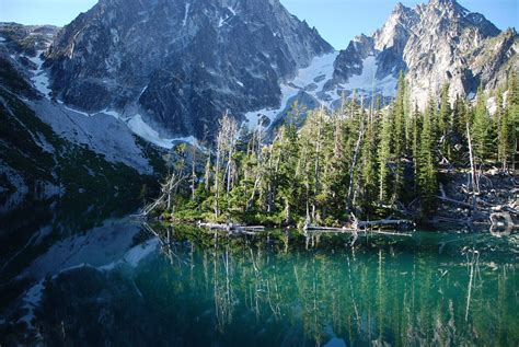 Colchuck Lake: central cascades, 8 mi RT, 2380ft elevation gain, NWF ...