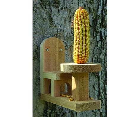 Wooden Squirrel Table & Chair Feeder | UPCO Pet Supplies